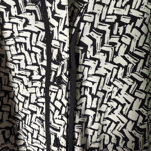 Fred David Stretch Black and White Basket Weave Pattern with Black Trim Large - Picture 5 of 7